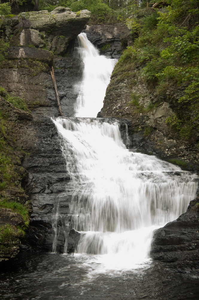 Raymondskill Falls